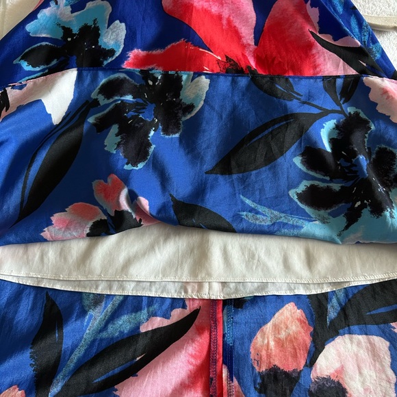 Vince Camuto High Low Maxi Sleeveless Floral Print Dress - Picture 7 of 7